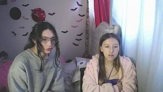 Briar_y_Blair webcam