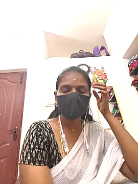 Webcam Model (Tamil_Yalini12)  is live.Free join now!