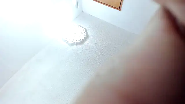 lunastar02 - Lunastar02's free webcam