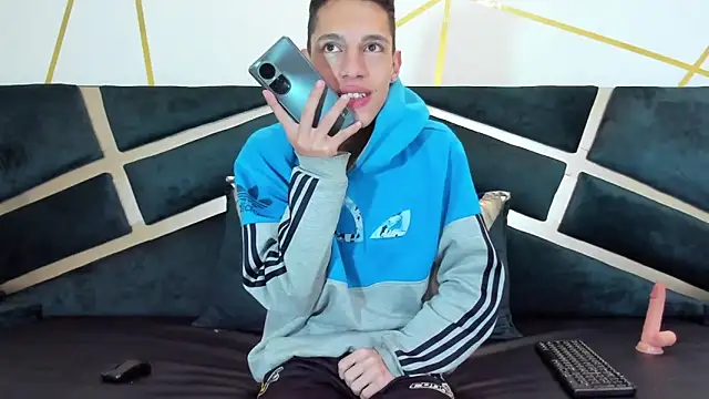 thiago19s live sex cam