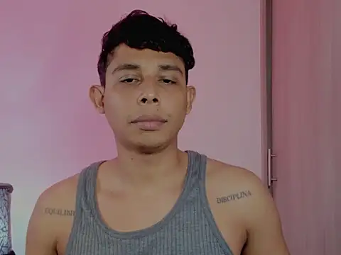 nilo2021 - Nilo2021's free webcam - UK Sex Cams