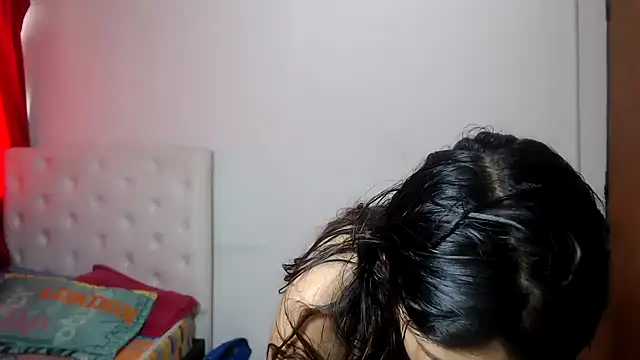 selene_mist - Selene_mist's free webcam - UK Sex Cams