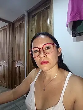 erin_oficial - Erin_oficial's free webcam - UK Sex Cams