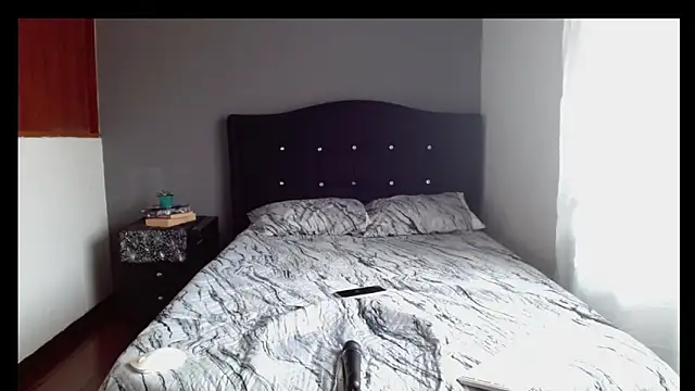 emilia_1995 - Emilia_1995's free webcam - UK Sex Cams