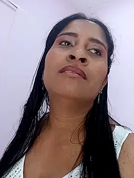 carolinanavas33 (Ask my age) - Show boobs 😈