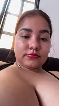 Webcam Model (Miaa_scott01)  is live.Free join now!