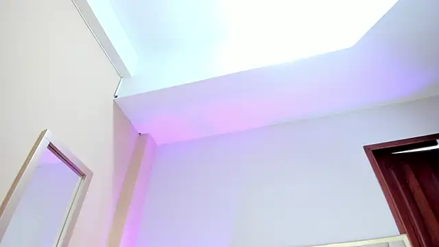 selenelujan (F milf) - SPANK  ASS  IN  DOGGY