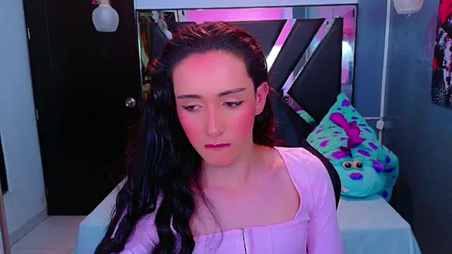 ivony_giselle - Ivony_Giselle's free webcam - UK Sex Cams