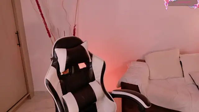 AnabelWolf live sex cam