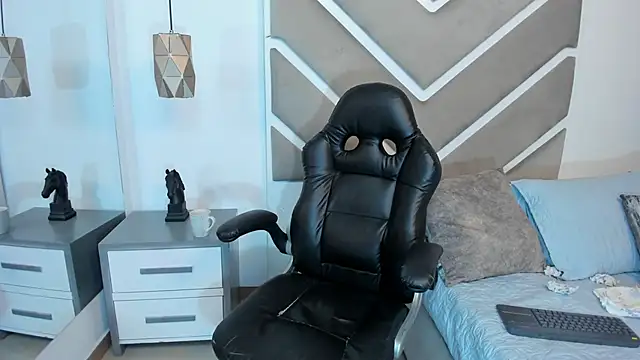 amber_harriis (F teen) - fingers in pussy