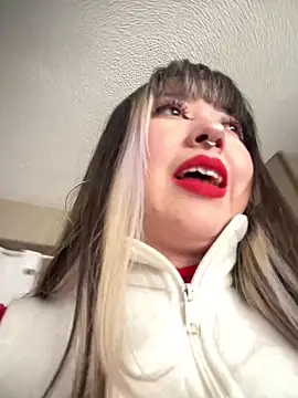 victoriagerard_pink (Ask my age) - TAKE A SEXY SHOWE WITH ME