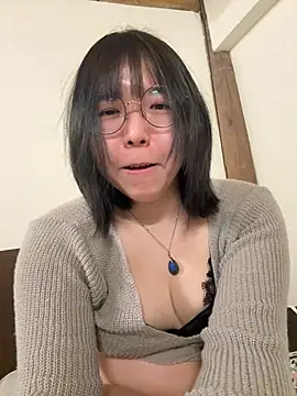 美女piffydream在线直播