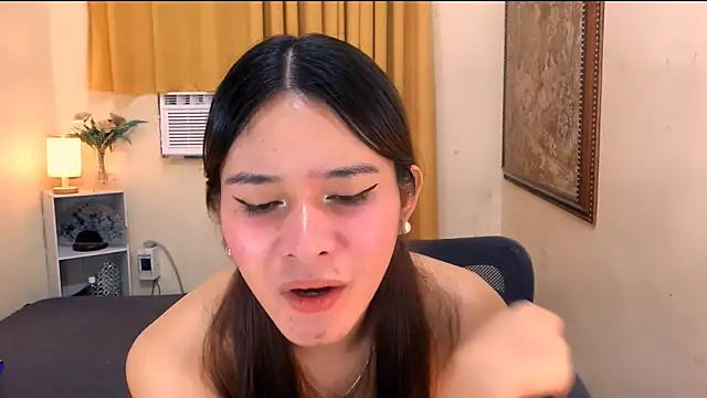 sassymimi69 (T teen) - helo pretty