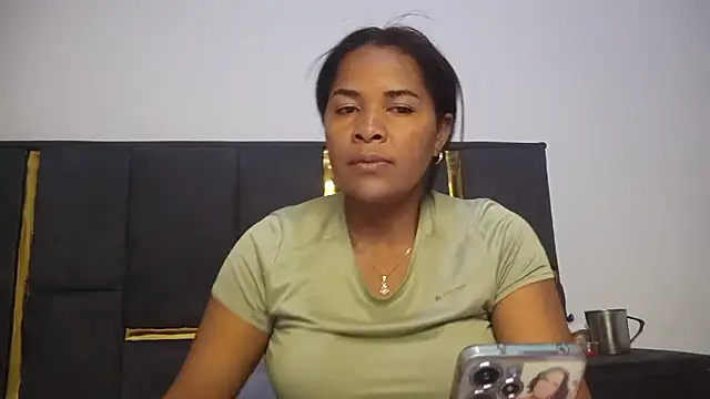 aleixane - Aleixane's free webcam - UK Sex Cams