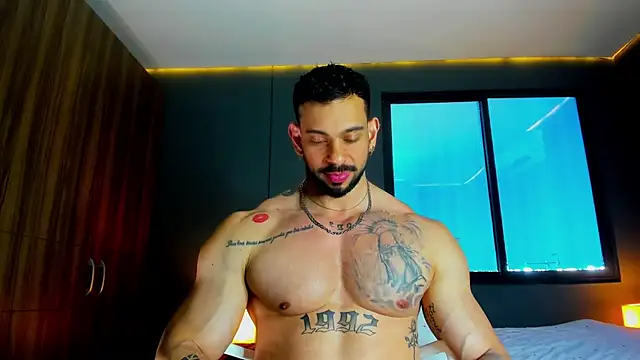 massimo_visconti - Massimo_visconti's free webcam - UK Sex Cams