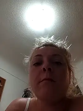 ticklemepinkk webcam