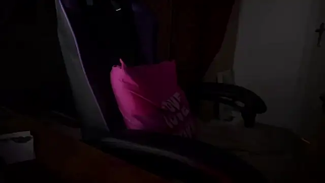 Caliiie-of live sex cam