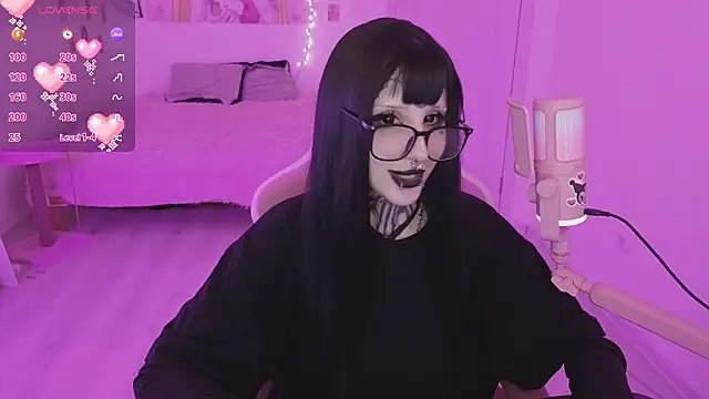 nana_stolass - Nana_stolass's free webcam