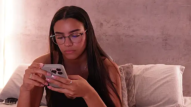 nicky_and_blake - Nicky_and_Blake's free webcam - UK Sex Cams