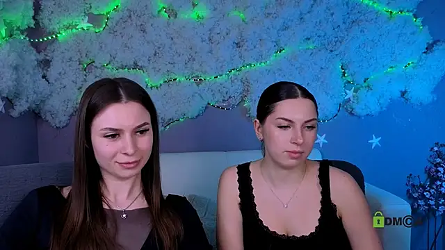 flora_ri - Flora_ri's free webcam - UK Sex Cams