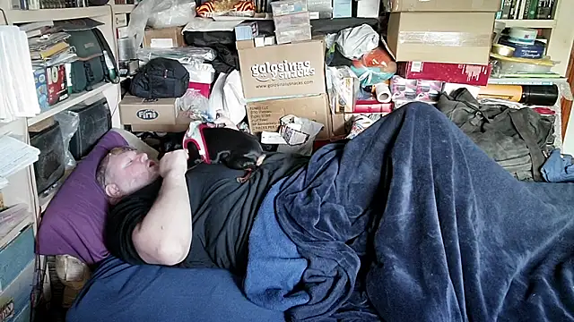 hadeszeuss2 - Hadeszeuss2's free webcam - UK Sex Cams