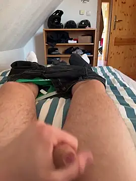 hannes256102 (M twink) - Cumshot