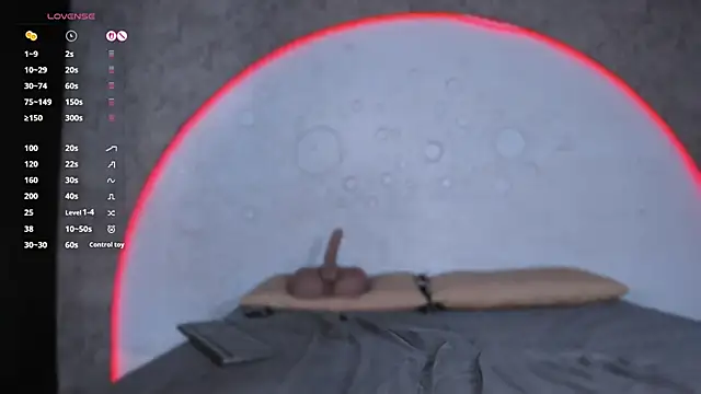 reinachloe - ReinaChloe's free webcam - UK Sex Cams