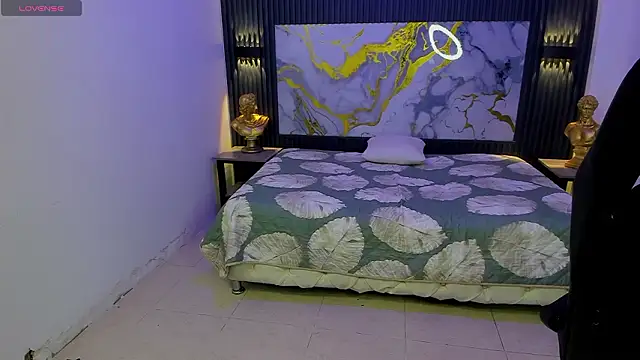 Dark_Desiree18 webcam