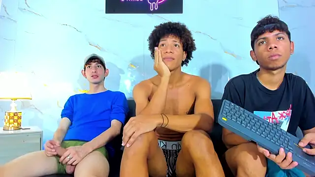 room_hot_1 (Ask my age) - 🔥⚡️✨snaked boys 🔥♥️