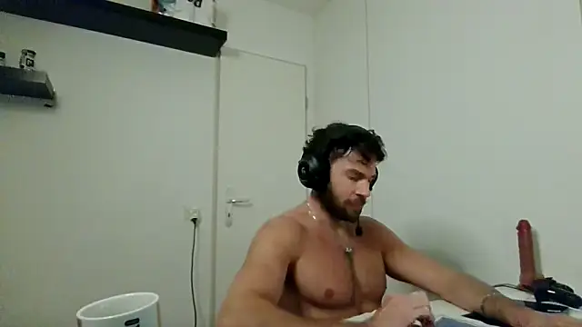 alpha-hunk live sex cam