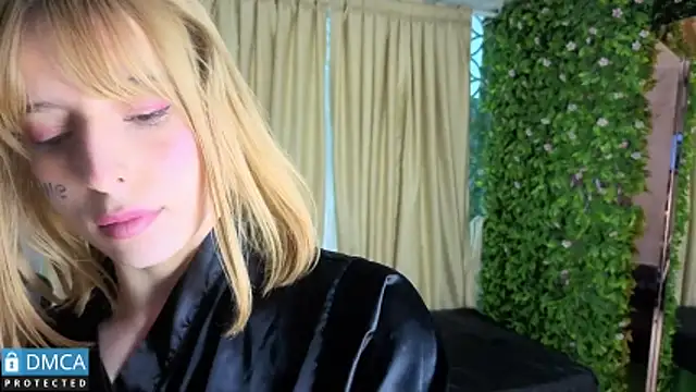 nena_cupcake_ live sex cam