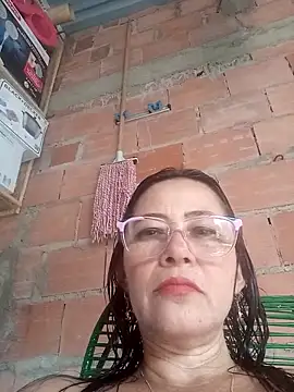 Webcam Model (Salome_69)  is live.Free join now!