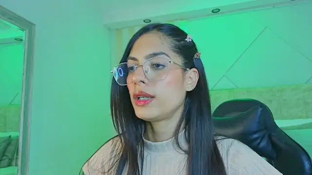 j_belle_ - J_belle_'s free webcam - UK Sex Cams