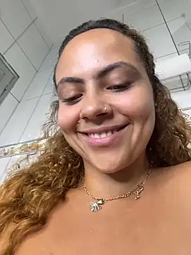 Chloe_Leaozinho webcam