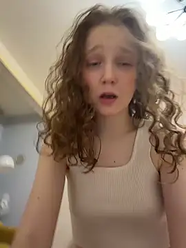 outside_rosy (F teen) - Massage and bounce tits under top