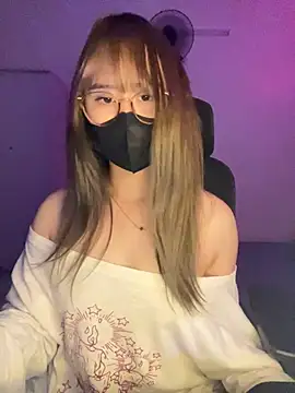 Meowyeuk6 live sex cam