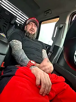 beardedtattood (Ask my age) - Let's get naughty