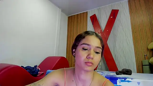 MarianaManzur live sex cam