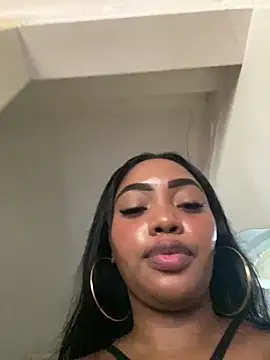 Webcam Model (MonicaSex_)  is live.Free join now!