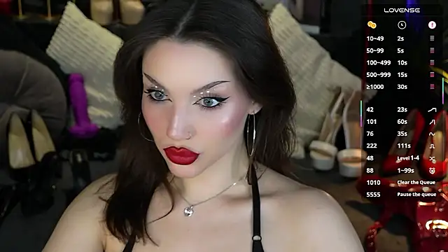 MistressDarsy live sex cam