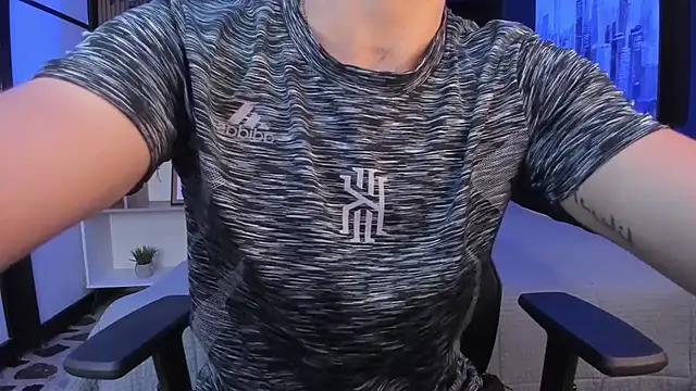 maximusclark (M twink) - Saliva on my chest