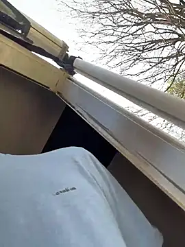 high3ndlowlife (M young) - Naked on the roof