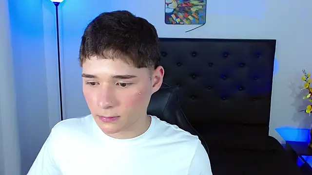 mattass18 (M twink) - Bigcock and Cumshow