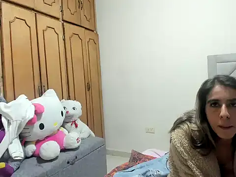 katiaws (F milf) - role play