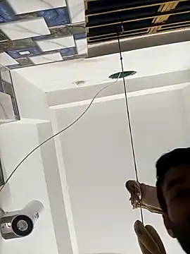 HorriblePastry's live cam