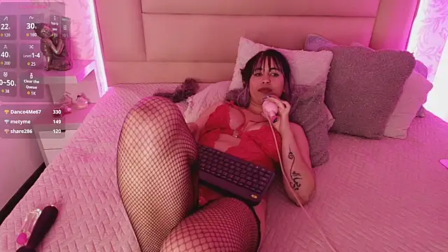 monserrat_towers - Monserrat_towers's free webcam - UK Sex Cams