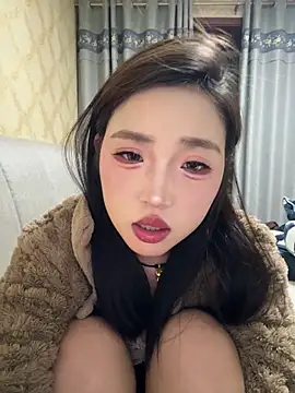 美女Zhiya001在线直播