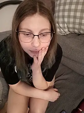 Webcam Model (LinaMayer7)  is live.Free join now!