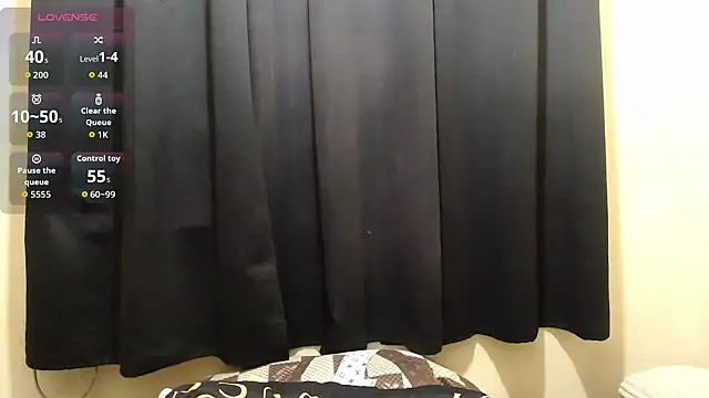 x_brittany_x (F young) - make my pussy very wet