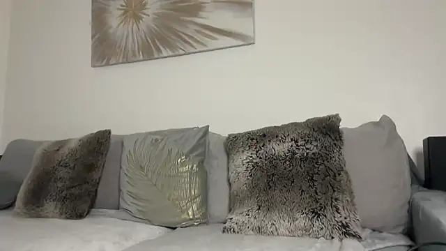 serena_4you - Serena_4you's free webcam - UK Sex Cams